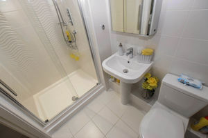 En suite- click for photo gallery
